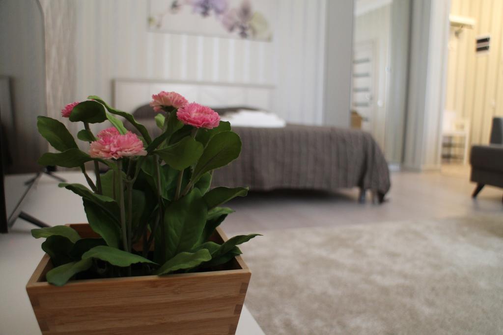 Ernaz Plus Apartments: Promenade Expo アスターナ エクステリア 写真